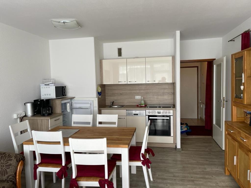 Apartment Wohnunghahnenkleeld